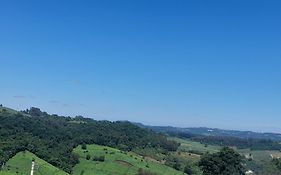 Casa Vista do Vale próxima ao Vale dos Vinhedos